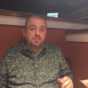 Meet your Posher, Thomas